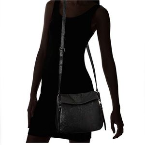 Vince Camuto Zani Leather Crossbody Bag. EUC.